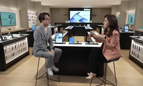 Nghe tin Apple sắp ra mắt iPhone gập, sếp lớn Samsung nói gì?