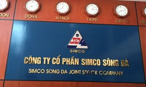 Vi phạm công bố thông tin, 2 doanh nghiệp nhận trát phạt từ UBCKNN