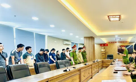 Nhân viên OceanBank, LPBank bị cáo buộc giúp tội phạm mở tài khoản ma