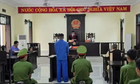 Lái xe đầu kéo phê ma túy, lao thẳng vào CSGT lĩnh 18 tháng tù