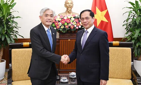 Singapore sẽ tiếp tục hỗ trợ Việt Nam đào tạo nguồn nhân lực