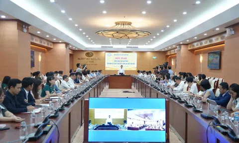 Ngân hàng đồng thuận giữ ổn định lãi suất, tăng trưởng bền vững