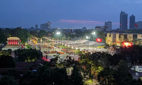 Ảnh: Không khí chuẩn bị trước Tổng duyệt A80