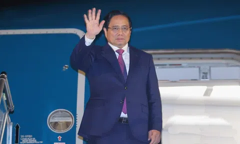 Thủ tướng lên đường dự Hội nghị Thượng đỉnh Tổ chức Hợp tác Thượng Hải và làm việc tại Trung Quốc