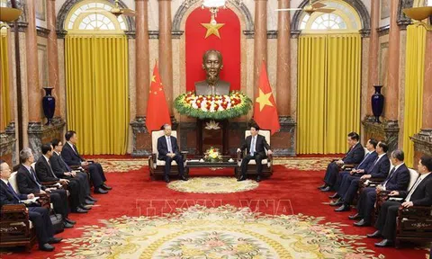 Chủ tịch nước Lương Cường tiếp Ủy viên trưởng Nhân đại toàn quốc Trung Quốc Triệu Lạc Tế