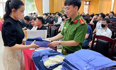Số lượng phạm nhân được đặc xá lớn nhất từ trước đến nay được về nhà mừng Quốc khánh 2/9