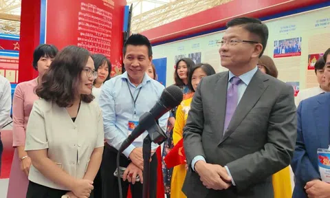 AI pháp luật được Bộ Tư pháp giới thiệu tại triển lãm Thành tựu đất nước