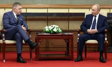Gặp ông Fico ở Bắc Kinh, ông Putin khẳng định Ukraine gia nhập NATO là không thể chấp nhận được