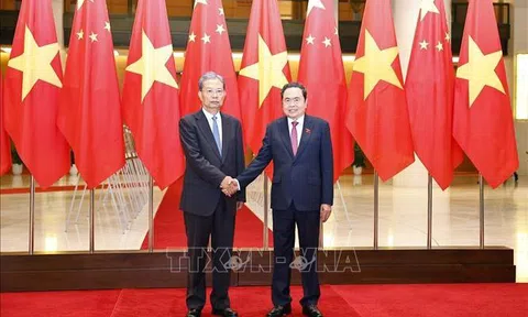 Ủy viên trưởng Nhân đại toàn quốc Trung Quốc Triệu Lạc Tế kết thúc chuyến thăm chính thức Việt Nam