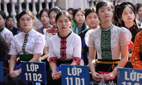 Chùm ảnh: Tưng bừng lễ khai giảng năm học mới 2025-2026 trên cả nước