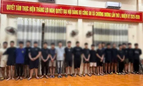 Khởi tố 15 đối tượng lạng lách, đánh võng rồi mang hung khí đuổi đánh đối thủ