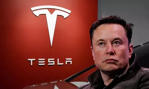 Tesla 'đặt cược' 900 tỷ USD vào Elon Musk: Con đường tới vị thế nghìn tỷ và ván cờ pháp lý phức tạp