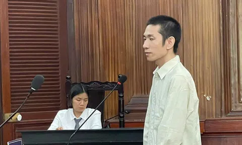 Bị cáo đồng tính thức tỉnh khi nghe lời kêu cứu nghẹn ngào của “người cũ”