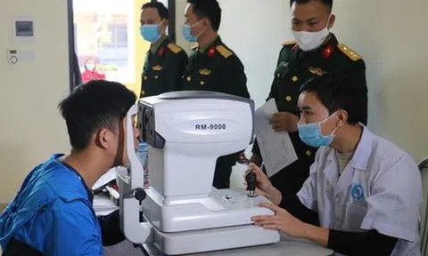 Công dân ở Tp.HCM bị cận thị được hỗ trợ đến 25 triệu đồng nếu đăng ký đi nghĩa vụ quân sự