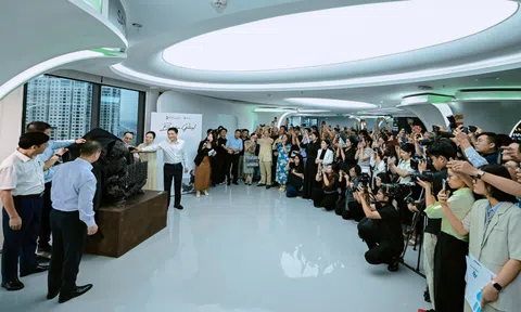 Blockchain Gallery và Tượng Satoshi: Điểm đến văn hoá - công nghệ mới tại Hà Nội