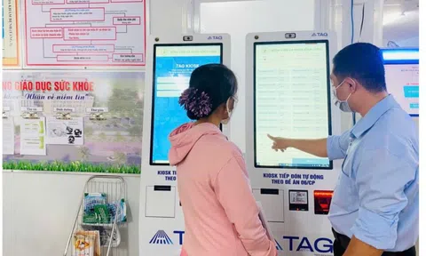 Vĩnh Long tăng tốc số hóa y tế, hướng tới 80% dân số có Sổ sức khỏe điện tử vào năm 2025