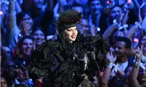 MTV VMA 2025: Lady Gaga đăng quang Nghệ sĩ của năm