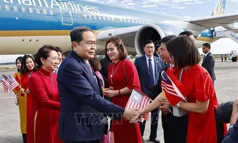 Chủ tịch Quốc hội Trần Thanh Mẫn bắt đầu tham dự Đại hội đồng AIPA-46 và thăm chính thức Malaysia