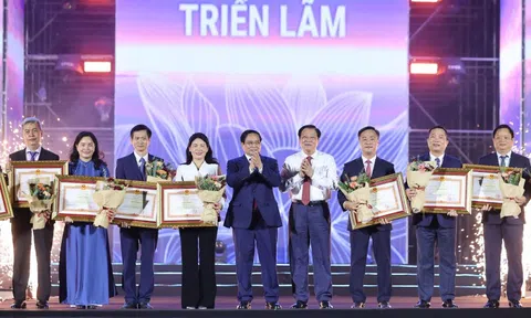 Thủ tướng: Triển lãm 80 năm đã thành công rực rỡ, vượt kỳ vọng