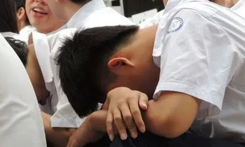 Bỏ đuổi học, kỷ luật học sinh nặng nhất chỉ viết tự kiểm điểm