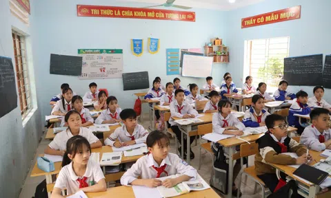 Bảo đảm mọi đối tượng thụ hưởng đều được tiếp cận kịp thời chính sách miễn học phí, hỗ trợ bữa ăn trưa