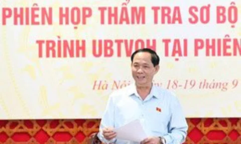Đảm bảo phân cấp phân quyền triệt để, giảm thủ tục hành chính