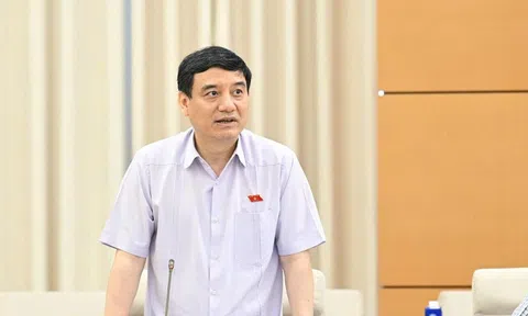Chủ nhiệm Uỷ ban Văn hoá và Xã hội băn khoăn về phương pháp kỷ luật học sinh