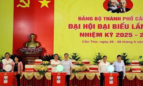 Cần Thơ ra mắt Trang thông tin điện tử và Chuyên mục Đại hội đại biểu Đảng bộ lần thứ I