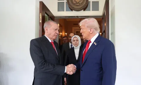 Ông Trump ra điều kiện mới cho ông Erdogan liên quan dầu Nga và tiêm kích F-35