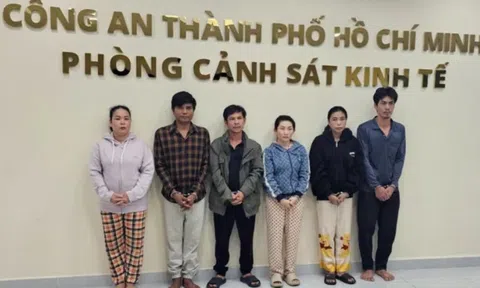 Khởi tố 6 đối tượng trong đường dây sản xuất nước tẩy rửa giả nhãn hiệu quy mô lớn