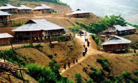 Chính quyền 2 cấp: Đồng bộ hóa phân cấp và kiện toàn tổ chức trong lĩnh vực dân tộc, tôn giáo