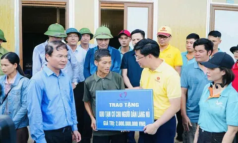 Vingroup đề xuất hỗ trợ khẩn cấp 500 tỷ đồng cho người dân vùng bão số 10