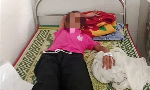 Làm rõ nguồn gốc bữa sáng khiến 40 học sinh bị ngộ độc