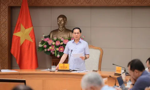 Phó Thủ tướng Bùi Thanh Sơn chủ trì họp rà soát tiến độ các dự án trọng điểm ngành năng lượng