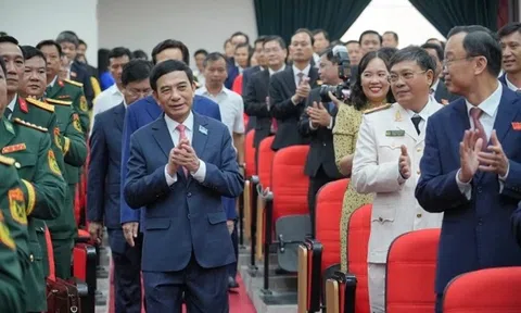 Đại tướng Phan Văn Giang: An Giang có đầy đủ điều kiện để bứt phá, cùng cả nước bước vào kỷ nguyên phát triển mới