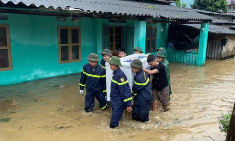 Tuyệt đối không để học sinh vùng ảnh hưởng bão lũ bị thiếu trường, người dân không có chỗ ở, thiếu ăn