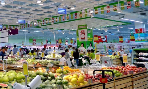 Đảm bảo nguồn cung hàng hóa thiết yếu mùa mưa bão và giai đoạn cuối năm