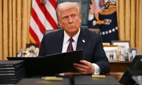 Nỗ lực của ông Trump liên quan quyền công dân theo nơi sinh tiếp tục vấp “đá tảng”
