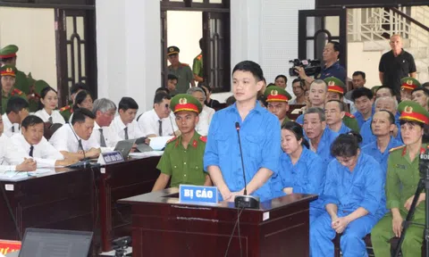Hé lộ thủ đoạn làm “bốc hơi” hơn trăm tỷ đồng khỏi ngân hàng của nhóm lừa đảo