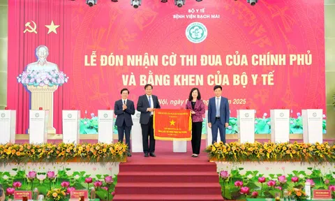 Bệnh viện Bạch Mai chính thức triển khai hệ thống quản trị thông minh toàn trình không giấy tờ; tích hợp VNeID