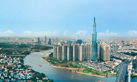 Cổ phiếu VIC lập đỉnh lịch sử, Vingroup công bố loạt siêu dự án trăm nghìn tỷ