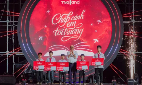 Hàng nghìn cư dân rộn ràng “Bật mood trông trăng” tại Homie City