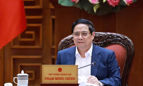 Thủ tướng chủ trì cuộc họp về sắp xếp đơn vị sự nghiệp công lập thuộc các bộ, ngành, địa phương