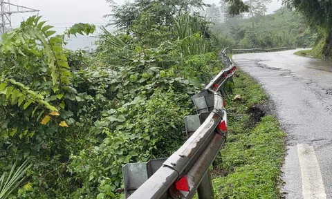 Nhiều tuyến quốc lộ miền núi phía Bắc sạt lở, hư hại nghiêm trọng sau bão số 11