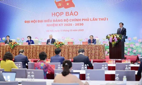 TỔNG THUẬT: Họp báo về kết quả Đại hội đại biểu Đảng bộ Chính phủ lần thứ I