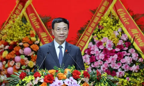 Một người đổi mới thì có ý tưởng, trăm triệu người đổi mới có cả tương lai