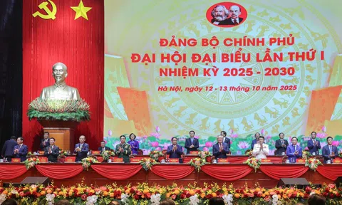 Báo cáo chính trị của Ban Chấp hành Đảng bộ Chính phủ nhiệm kỳ 2020 - 2025 trình Đại hội Đại biểu Đảng bộ Chính phủ lần thứ nhất, nhiệm kỳ 2025 - 2030