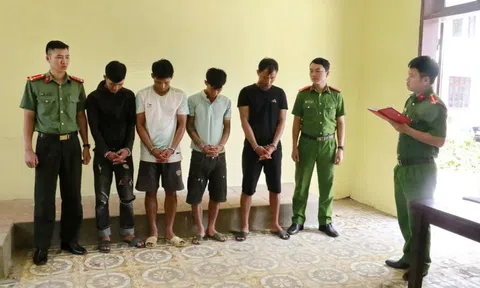Cạn tình đến thế là cùng