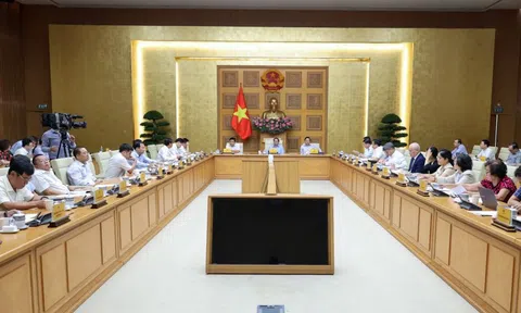 Thường trực Chính phủ làm việc với các hiệp hội, doanh nghiệp về tháo gỡ vướng mắc hợp chuẩn, hợp quy hàng hóa