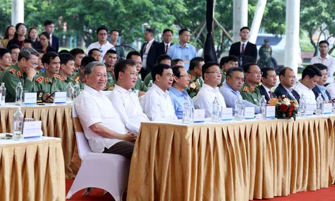 Tổng Bí thư Tô Lâm dự lễ khởi công xây dựng sân vận động tiên tiến hàng đầu thế giới